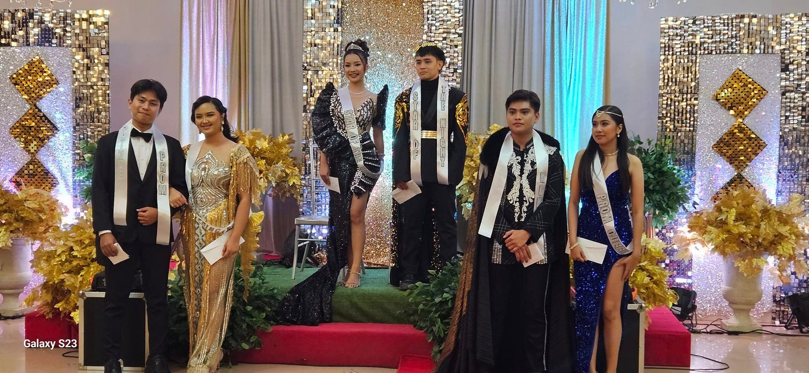 Graduate Royalties exude Magic Prom